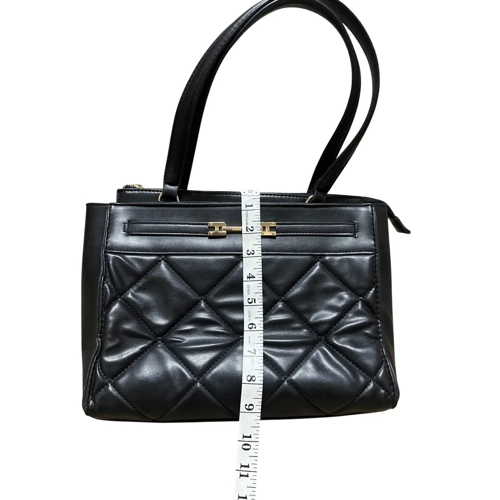 Black‎ Quilted Tote Handbag Gold Accent Top Zip Closure